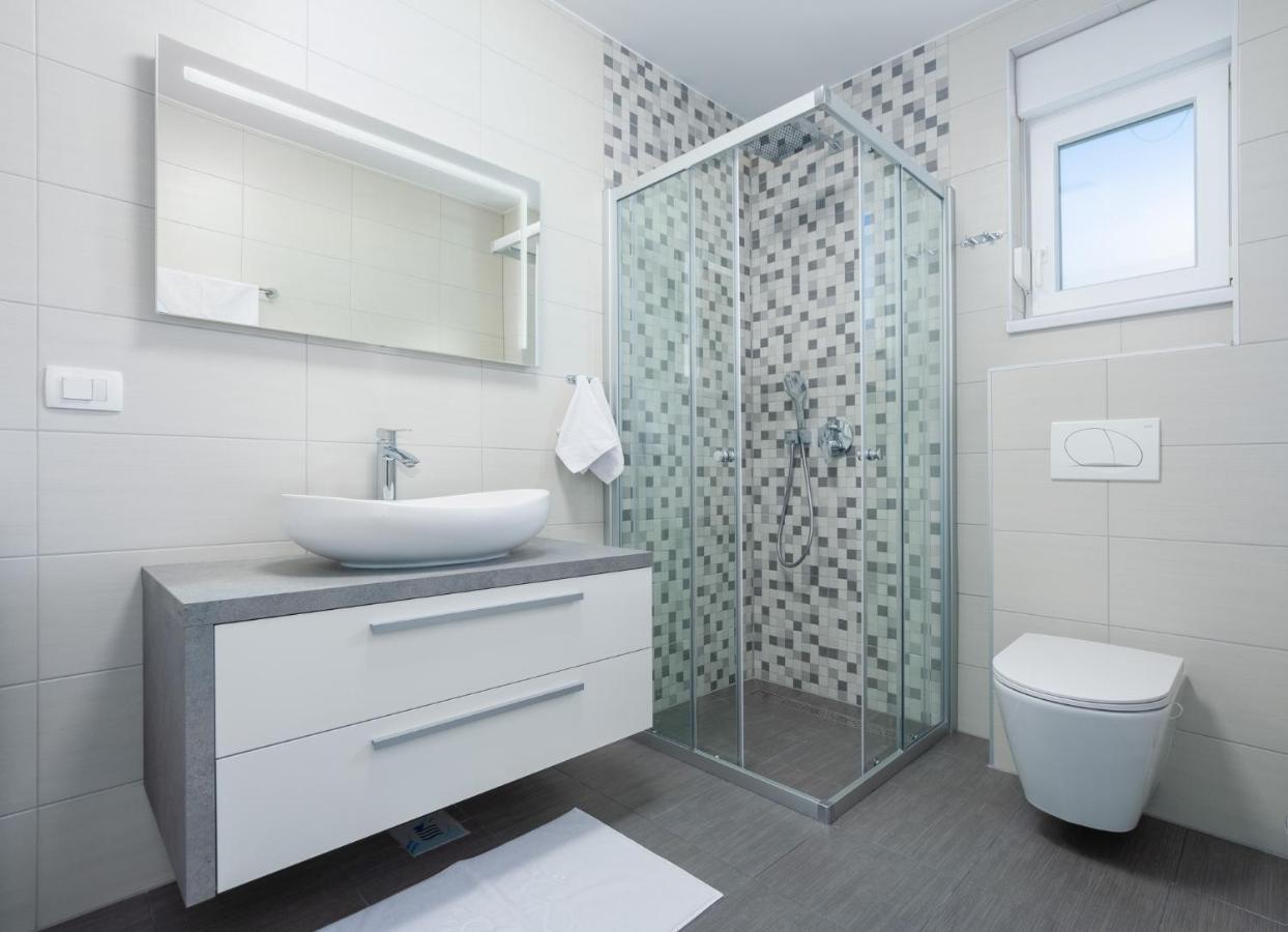 Sea Vista Apartments Kaštela エクステリア 写真